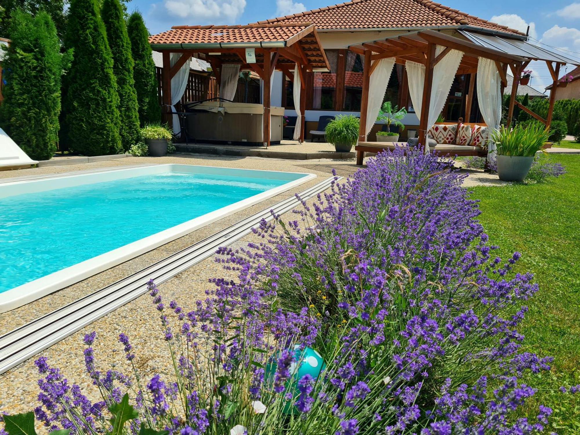 Eden Teljes Haz Hotel Aggtelek Exterior photo